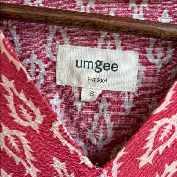 Umgee Red and Cream Paisley Mixed Print Top - Picture 5 of 6